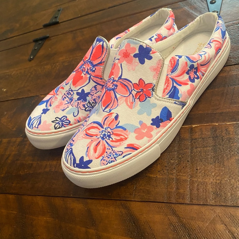 EEUC Lilly Pulitzer Slide Tennis Shoes 7